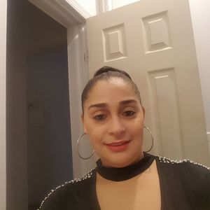 Meet your Posher, Alexandra